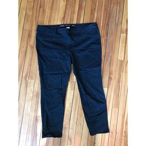 🔴Ava & Viv 22w Black jeggings